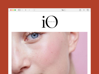 Mai più senza trucco in stick: dal fondotinta al blush, perché sta conquistando tutte